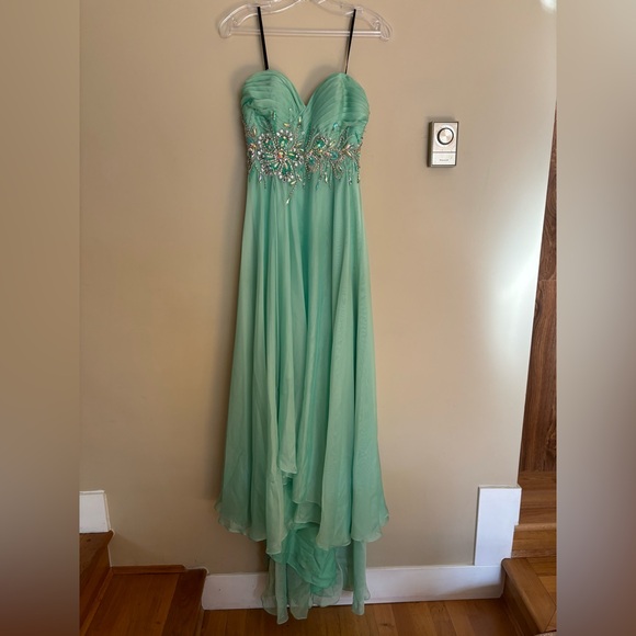 Prom Dress - Picture 8 of 10